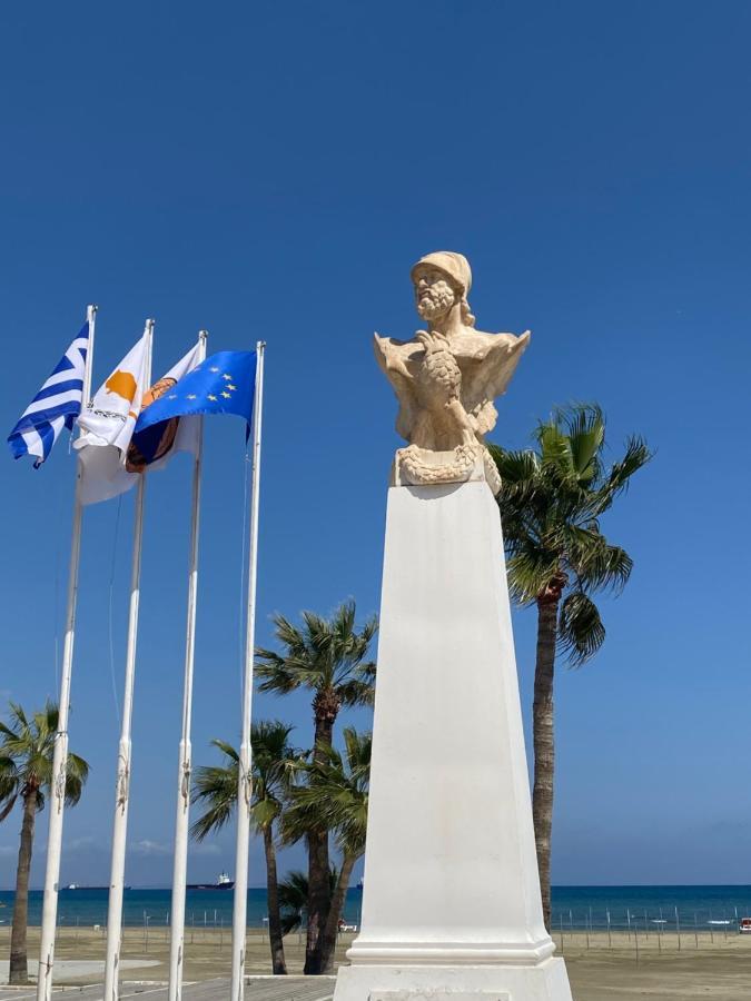 Larnaca Beach Apartment 1A Экстерьер фото