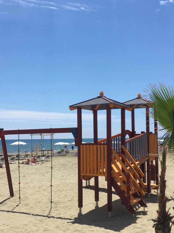 Larnaca Beach Apartment 1A Экстерьер фото