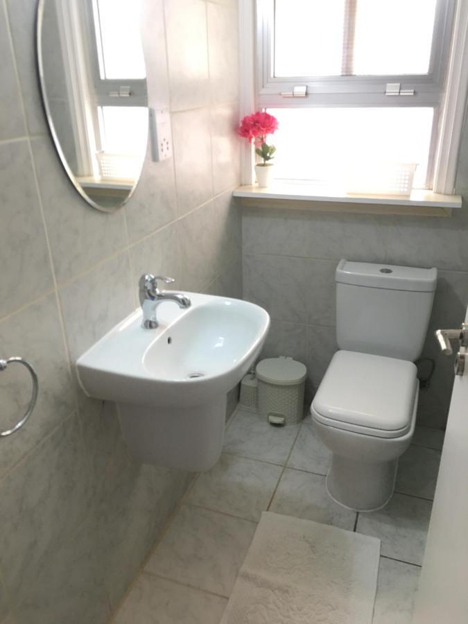 Larnaca Beach Apartment 1A Экстерьер фото