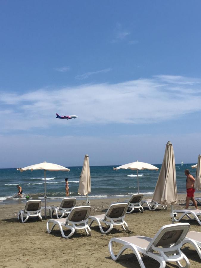 Larnaca Beach Apartment 1A Экстерьер фото