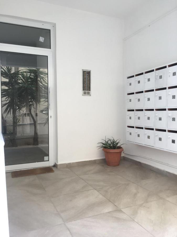 Larnaca Beach Apartment 1A Экстерьер фото